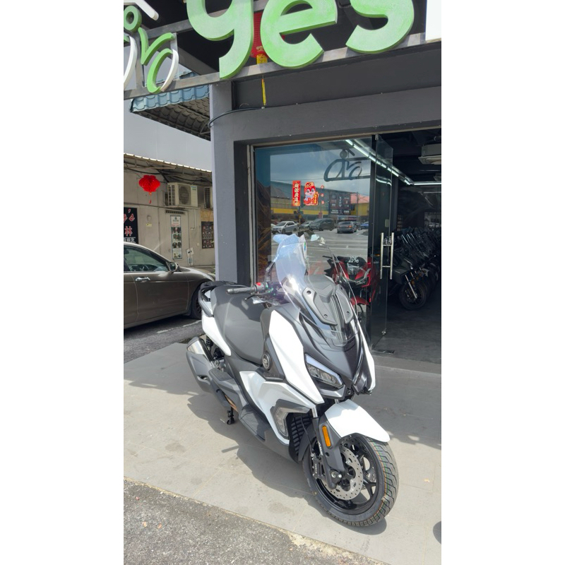 QJMOTOR FORTRESS 350 New Model 2024 - Image 3